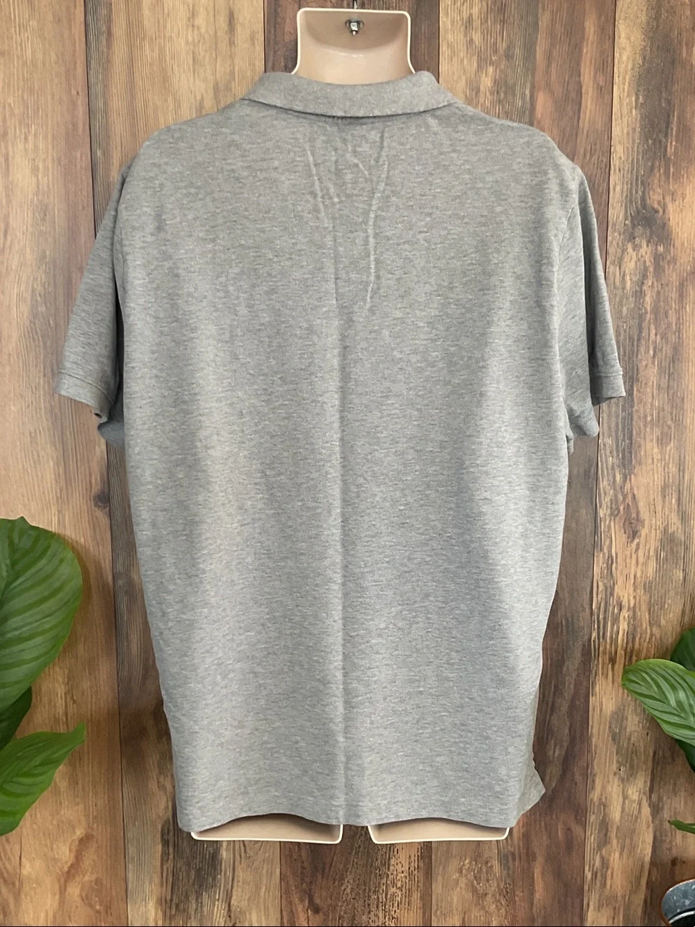 Nike Men’s Heather Gray Polo with White Logo XL          136B